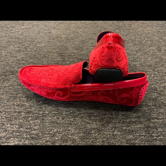 Red slip on shoes for men - Picture 3 of 3